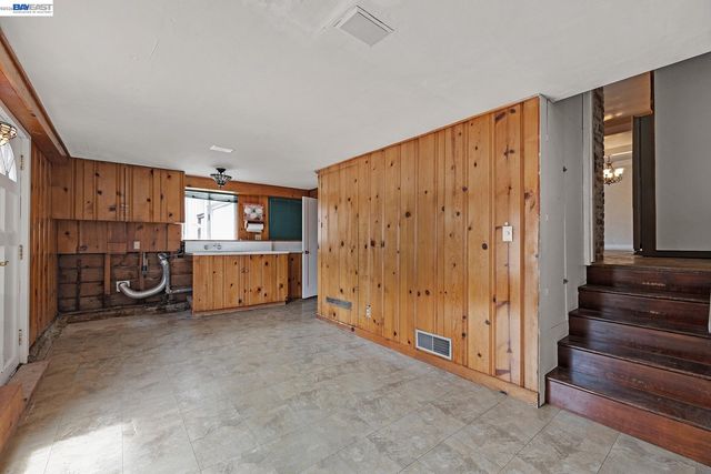 3034 Beverly, San Mateo, CA 94403