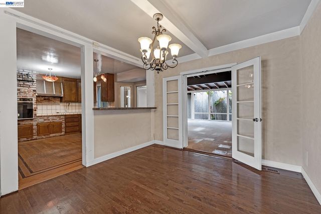 3034 Beverly, San Mateo, CA 94403
