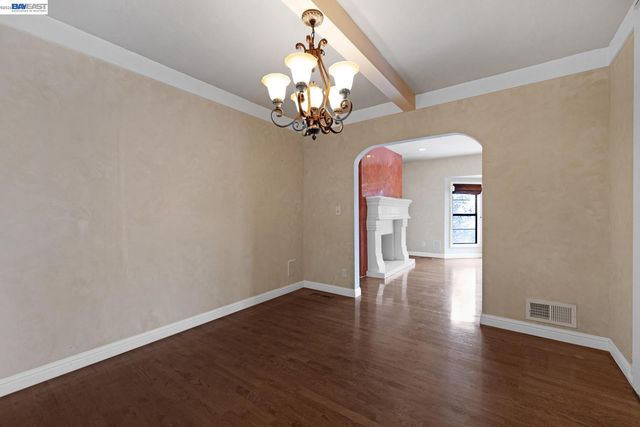 3034 Beverly, San Mateo, CA 94403