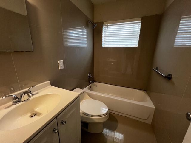 3771 Frow Avenue, Miami, FL 33133