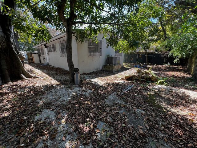 3771 Frow Avenue, Miami, FL 33133