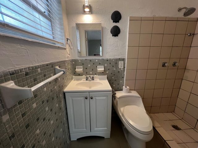 3771 Frow Avenue, Miami, FL 33133