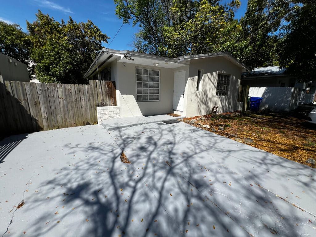 3771 Frow Avenue, Miami, FL 33133