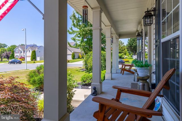 700 SHERWOOD DR, Williamstown, NJ 08094