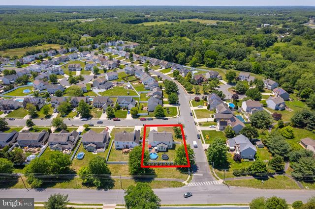 700 SHERWOOD DR, Williamstown, NJ 08094