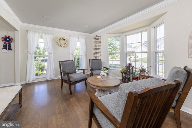 700 SHERWOOD DR, Williamstown, NJ 08094
