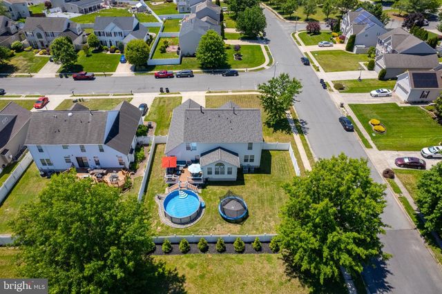 700 SHERWOOD DR, Williamstown, NJ 08094
