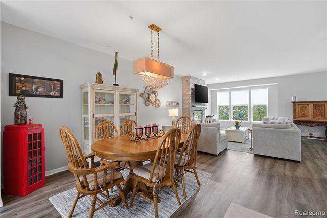391 Windmill Drive, Plymouth, MI 48170