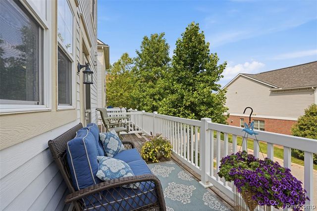 391 Windmill Drive, Plymouth, MI 48170