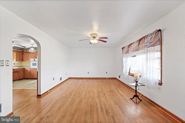 550 BUCKS MILL RD, Strasburg, VA 22657