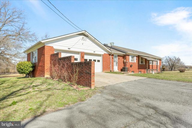 550 BUCKS MILL RD, Strasburg, VA 22657