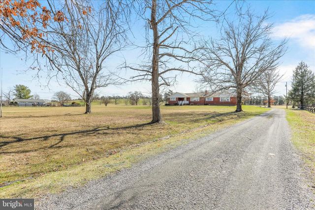 550 BUCKS MILL RD, Strasburg, VA 22657