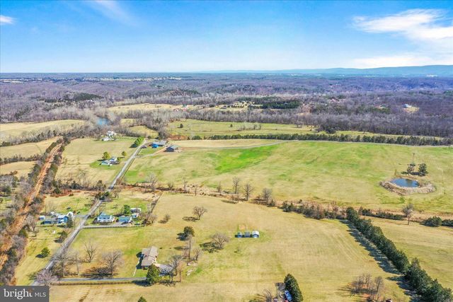 550 BUCKS MILL RD, Strasburg, VA 22657