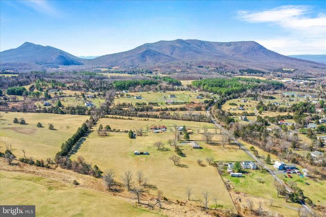 550 BUCKS MILL RD, Strasburg, VA 22657