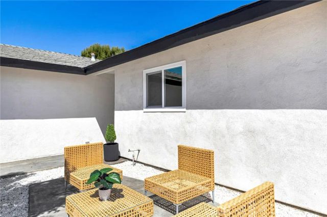 8141 Valencia, Huntington Beach, CA 92647