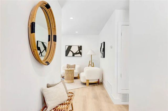 8141 Valencia, Huntington Beach, CA 92647