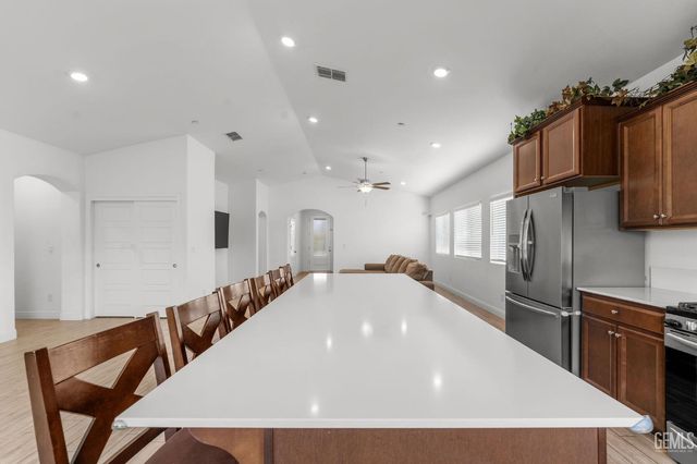 3415 Falling Brook Lane, Shafter, CA 93263