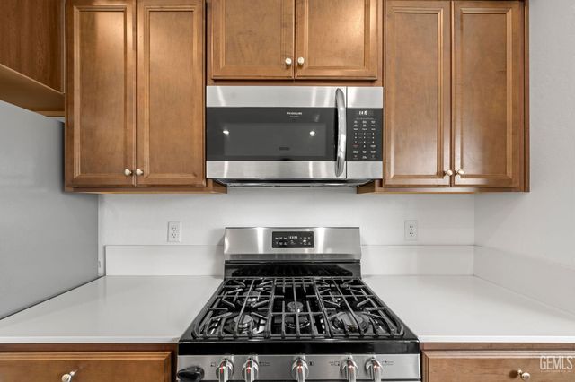 3415 Falling Brook Lane, Shafter, CA 93263