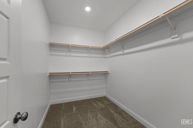 3415 Falling Brook Lane, Shafter, CA 93263