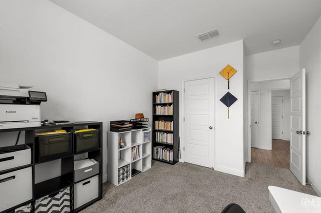 3415 Falling Brook Lane, Shafter, CA 93263