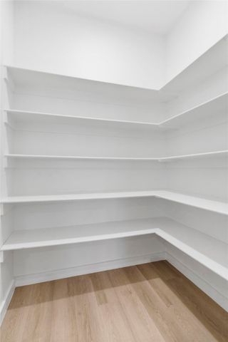 2221 S 9th Street, Rogers, AR 72758