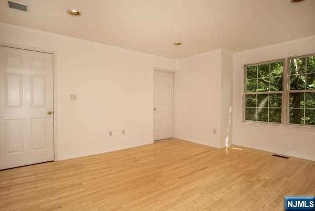 2402 Richard Court, Mahwah, NJ 07430