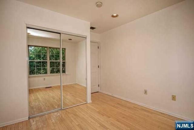 2402 Richard Court, Mahwah, NJ 07430