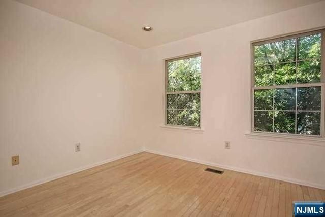 2402 Richard Court, Mahwah, NJ 07430