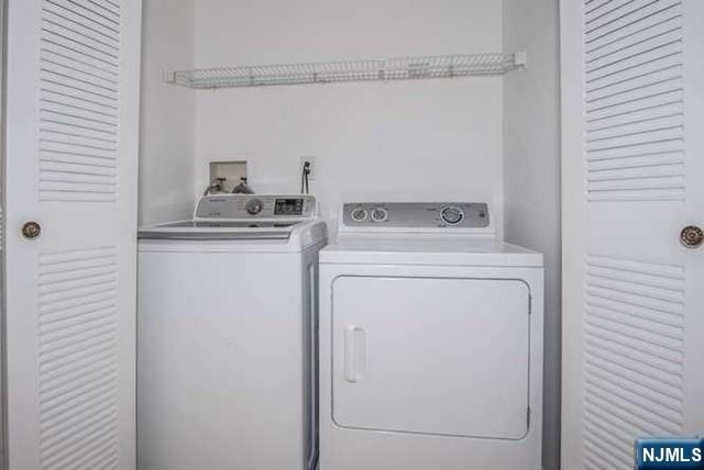 2402 Richard Court, Mahwah, NJ 07430