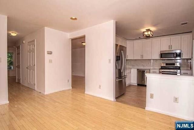 2402 Richard Court, Mahwah, NJ 07430