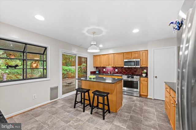 11200 ANGUS PL, Potomac, MD 20854