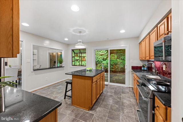 11200 ANGUS PL, Potomac, MD 20854