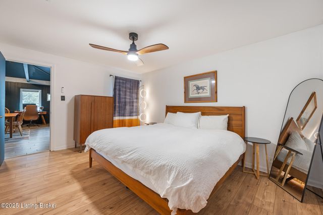 6410 Transylvania Beach Rd, Prospect, KY 40059