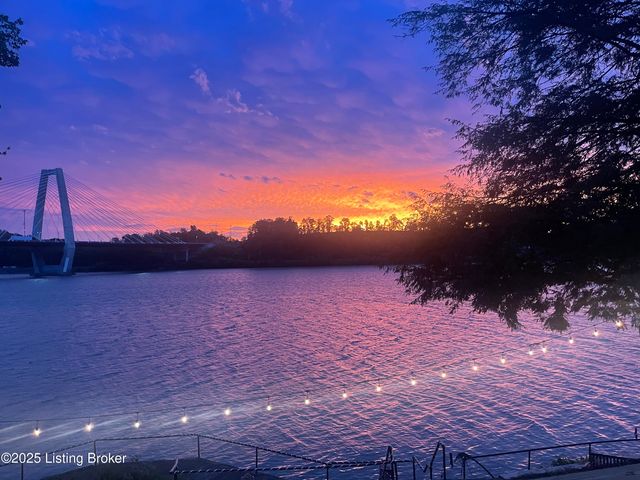 6410 Transylvania Beach Rd, Prospect, KY 40059