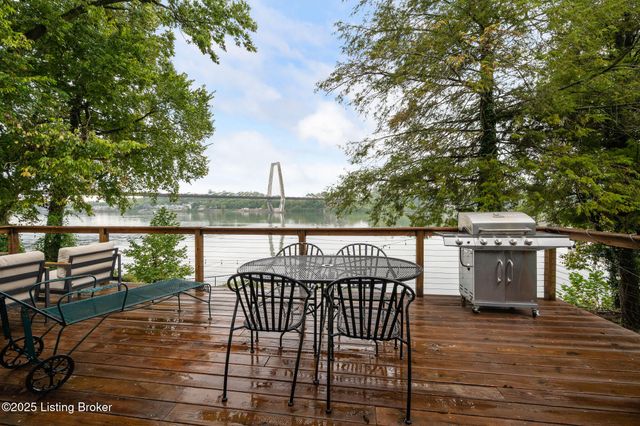 6410 Transylvania Beach Rd, Prospect, KY 40059