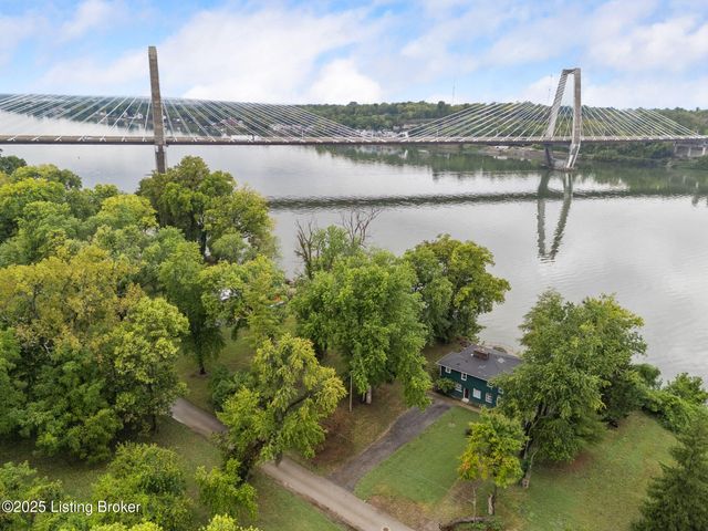 6410 Transylvania Beach Rd, Prospect, KY 40059