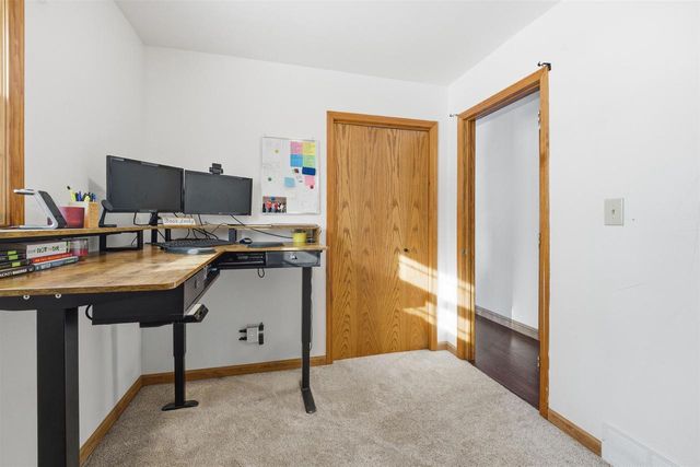 345 NYE STREET, Hortonville, WI 54944