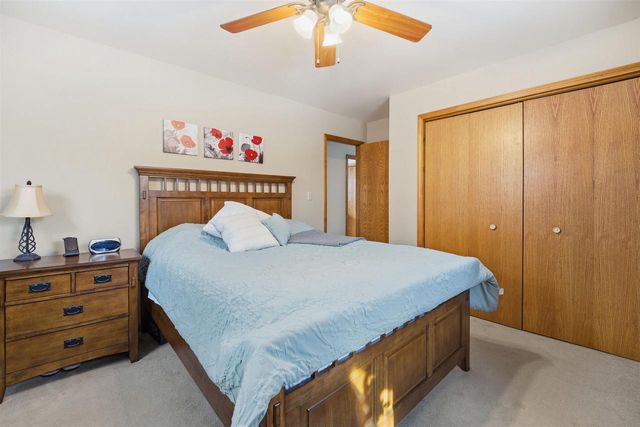 345 NYE STREET, Hortonville, WI 54944