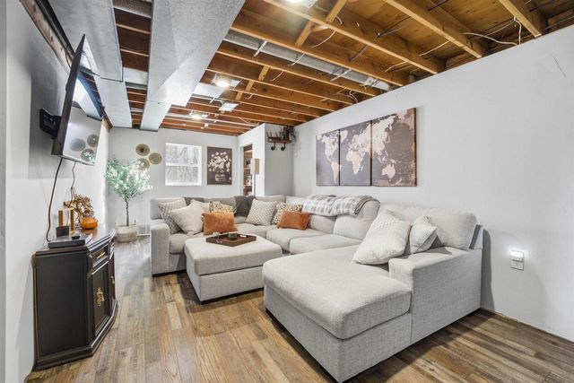 345 NYE STREET, Hortonville, WI 54944