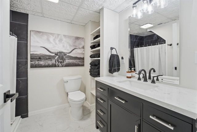 345 NYE STREET, Hortonville, WI 54944