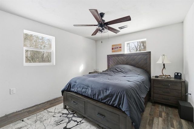 345 NYE STREET, Hortonville, WI 54944