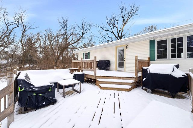 345 NYE STREET, Hortonville, WI 54944