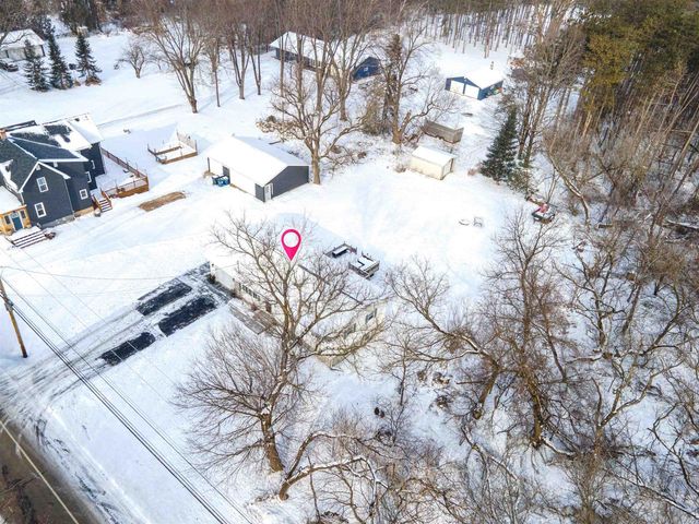 345 NYE STREET, Hortonville, WI 54944