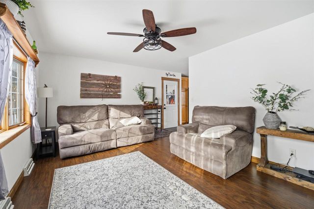 345 NYE STREET, Hortonville, WI 54944