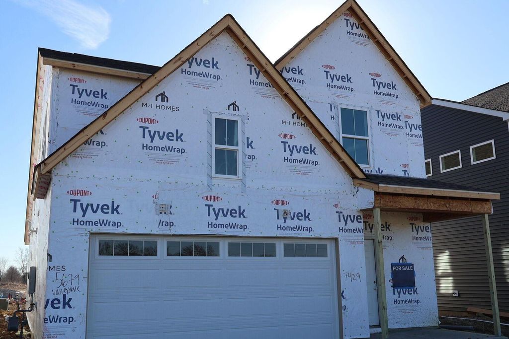 5679 Valleydale Road, Powell, OH 43065