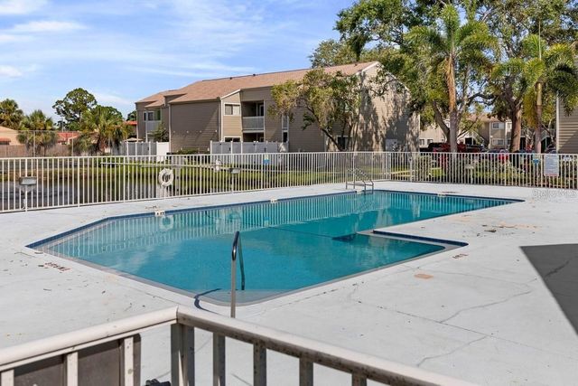 7298 ULMERTON ROAD 602, Largo, FL 33771