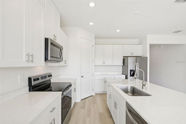 13318 SHELLMORE AVENUE, Palmetto, FL 34221