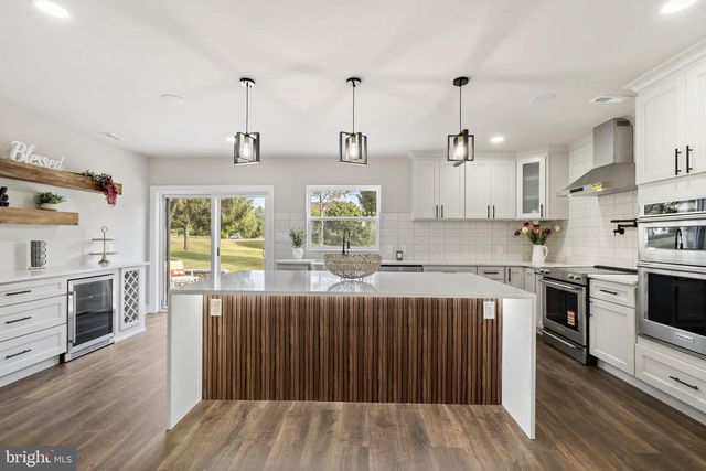 224 ORCHARD LN, Harleysville, PA 19438