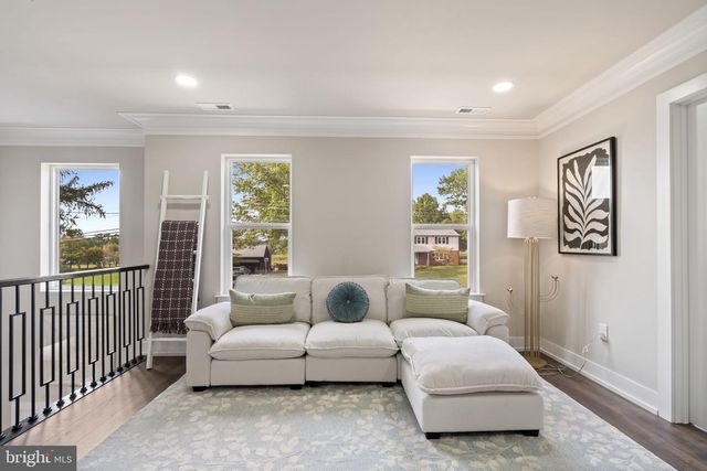 224 ORCHARD LN, Harleysville, PA 19438