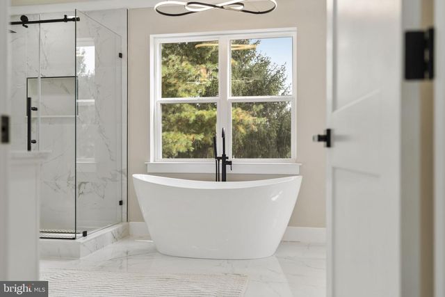 224 ORCHARD LN, Harleysville, PA 19438